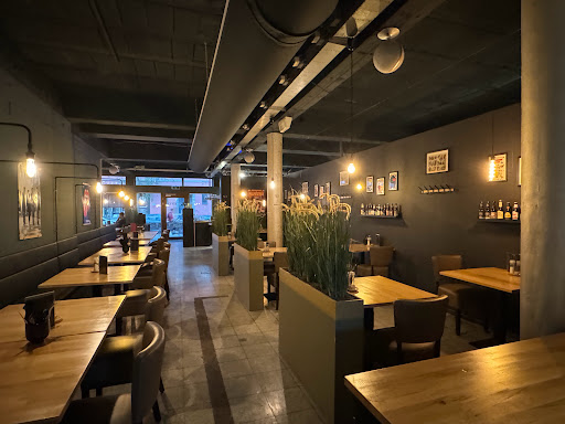 Bak & Brouw Burgers, Pizza & Bier