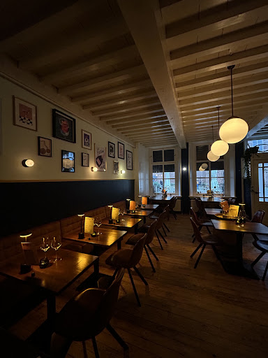 Mau’s Bistro